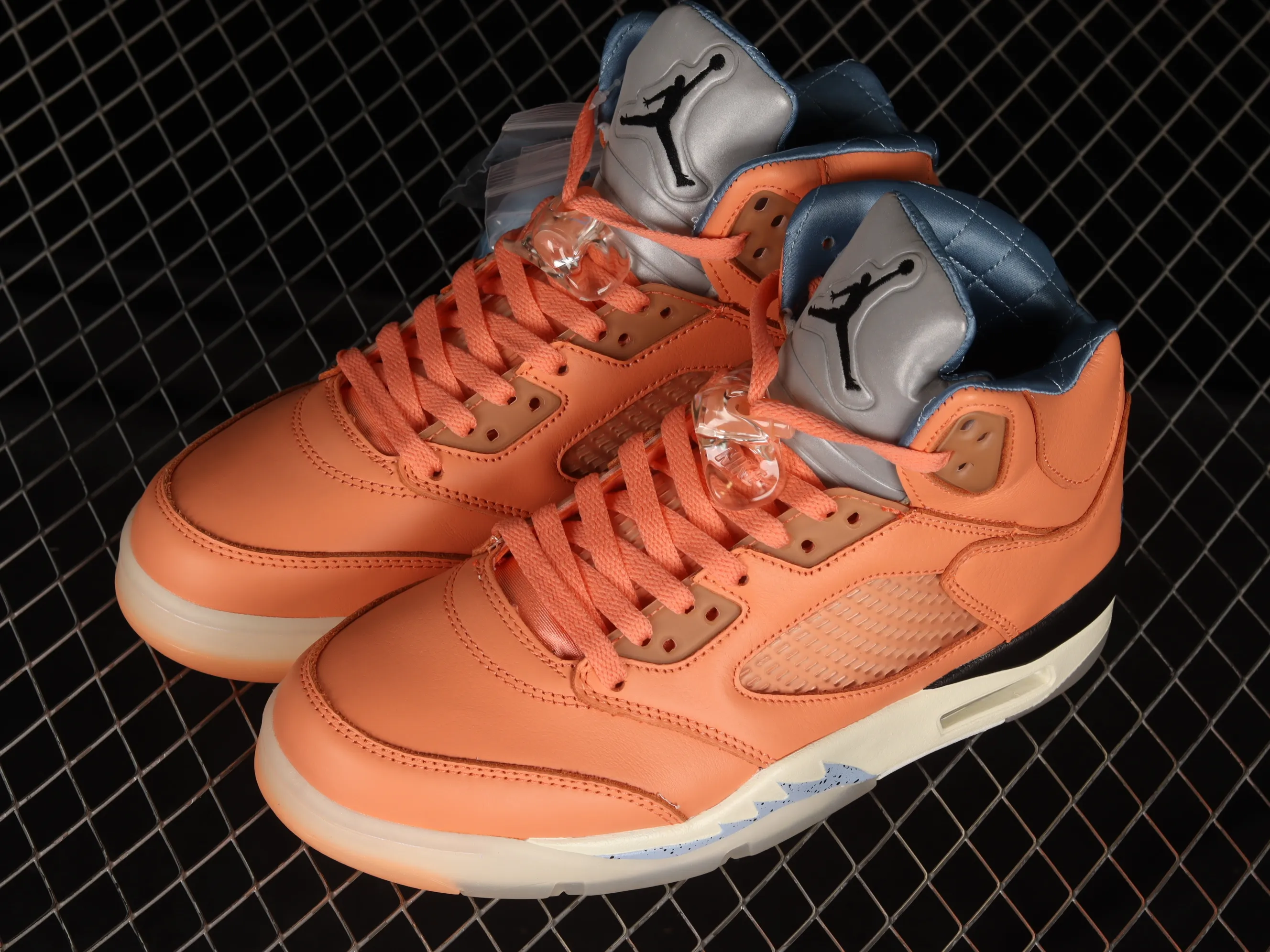 All categories Air Jordan Jordan series basketball shoes Air Jordan 5 DJ Khaled x Air Jordan 5 We The Best "Crimson Bliss" AJ5 Joe 5 joint model DV4982-641
